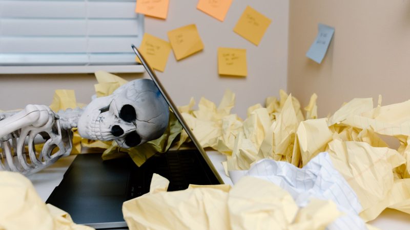 6 Mistakes People Make Clearing Paper Jams